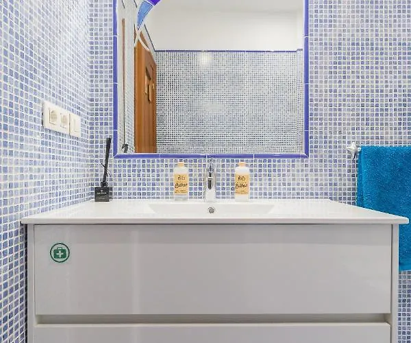 Ronda Street In The Heart Of Old Town Lejlighed